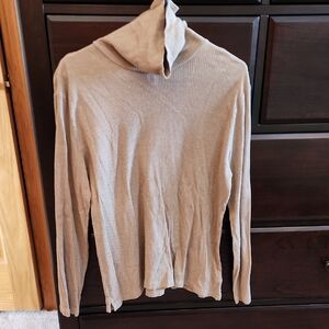 Ralph Lauren Women's Turtleneck Sweater in Beige